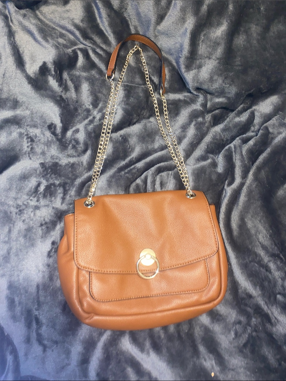 LC Lauren Conrad Tan Shoulder Bag with Gold Chain Strap